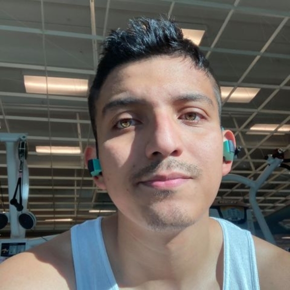 Meet your Posher, Yzack - Picture 1 of 1